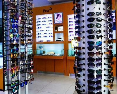 從校園到商圈 一位80后大學(xué)生的眼鏡店創(chuàng)業(yè)傳奇，年利潤(rùn)突破200萬元